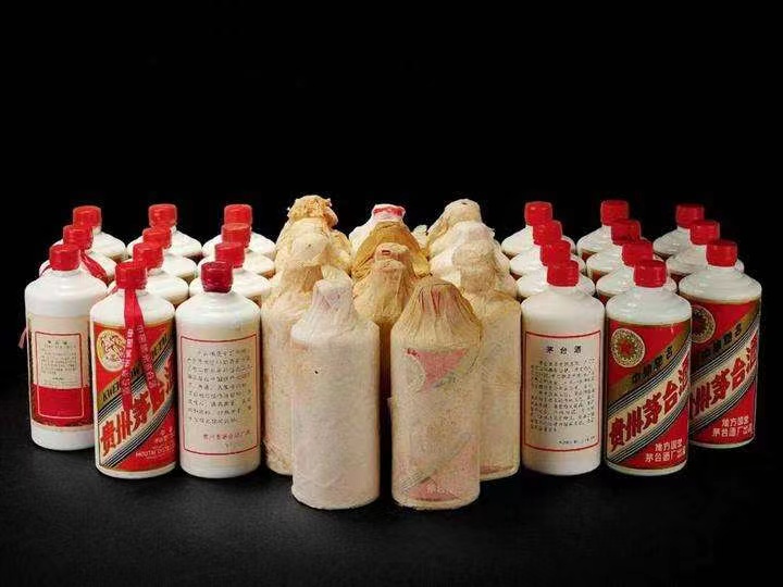 陇县日照岚山回收酒价格哪里回收(附近上门回收茅台酒）?